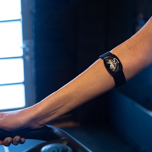 Spinning® Connect™ Dual Mode Heart Rate Monitor Armband-3